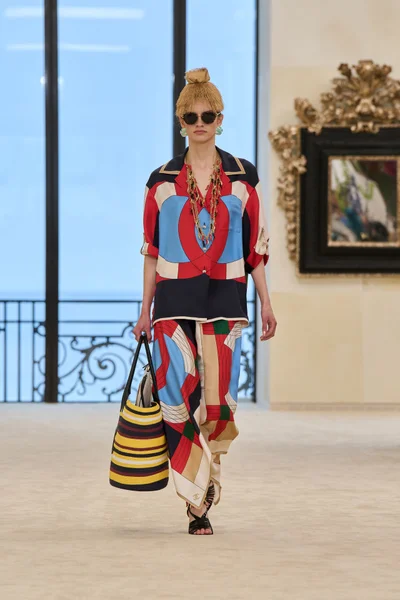 Look 42